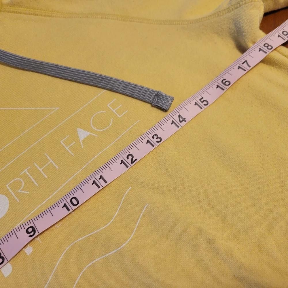 The North Face Yellow Hooded Sweatshirt Medium Cotton Polyester Winter Layer - Picture 6 of 9